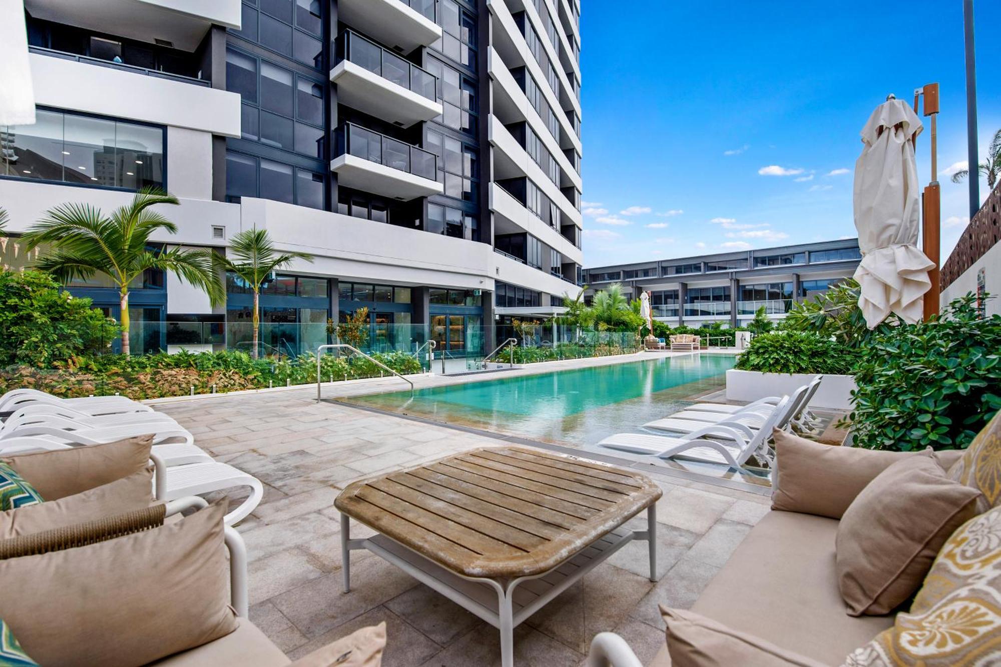 Ruby - Self Contained, Privately Managed Apartment Gold Coast