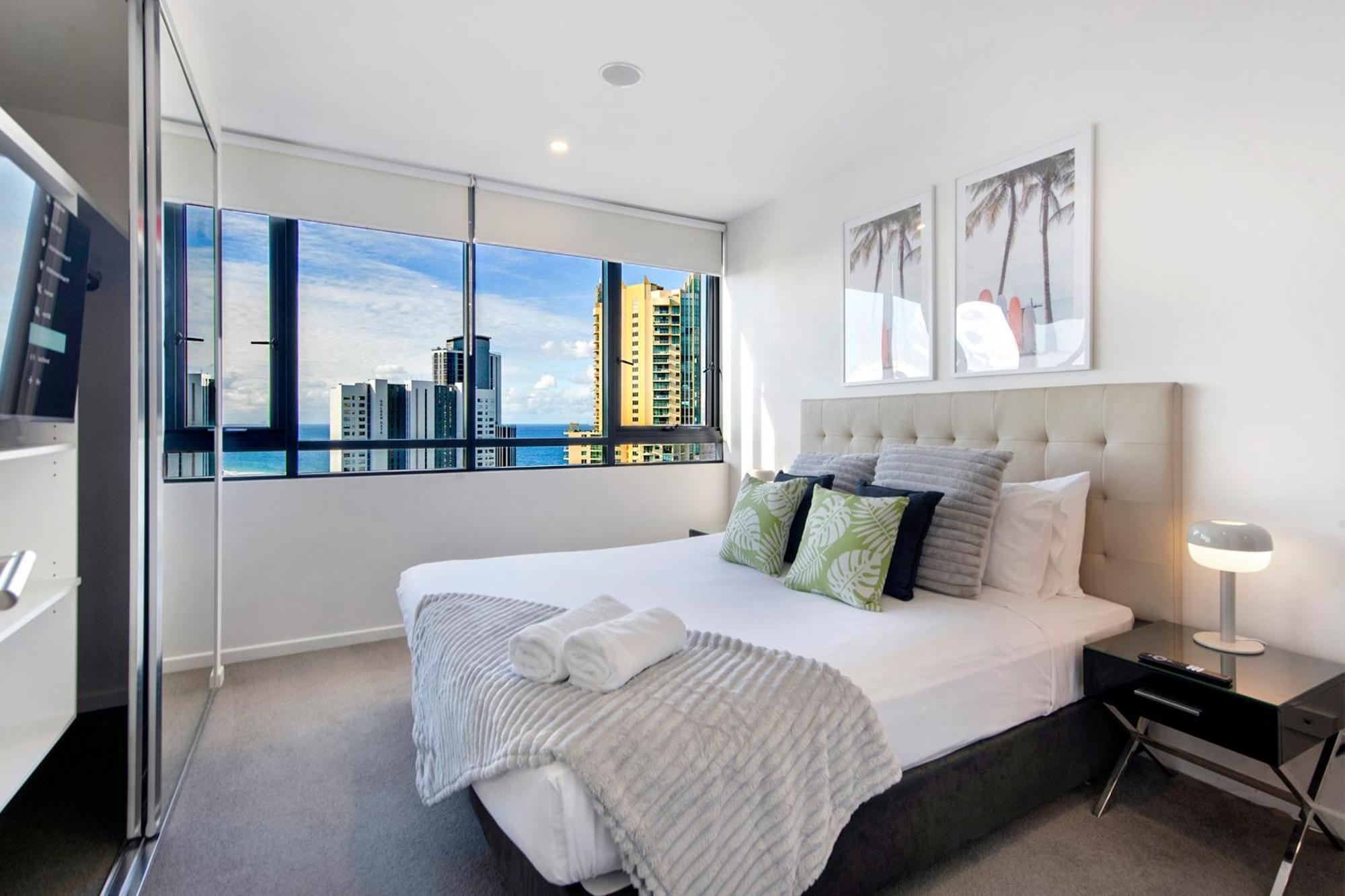 Ruby - Self Contained, Privately Managed Apartment Gold Coast